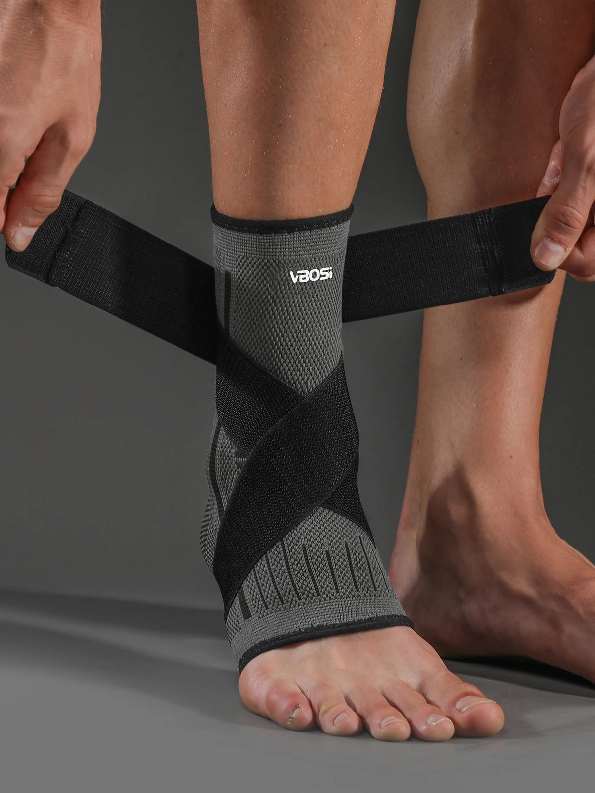 1 Pc Adjustable Compression Ankle Support Men & Women, Strong Ankle Brace Sports Protection