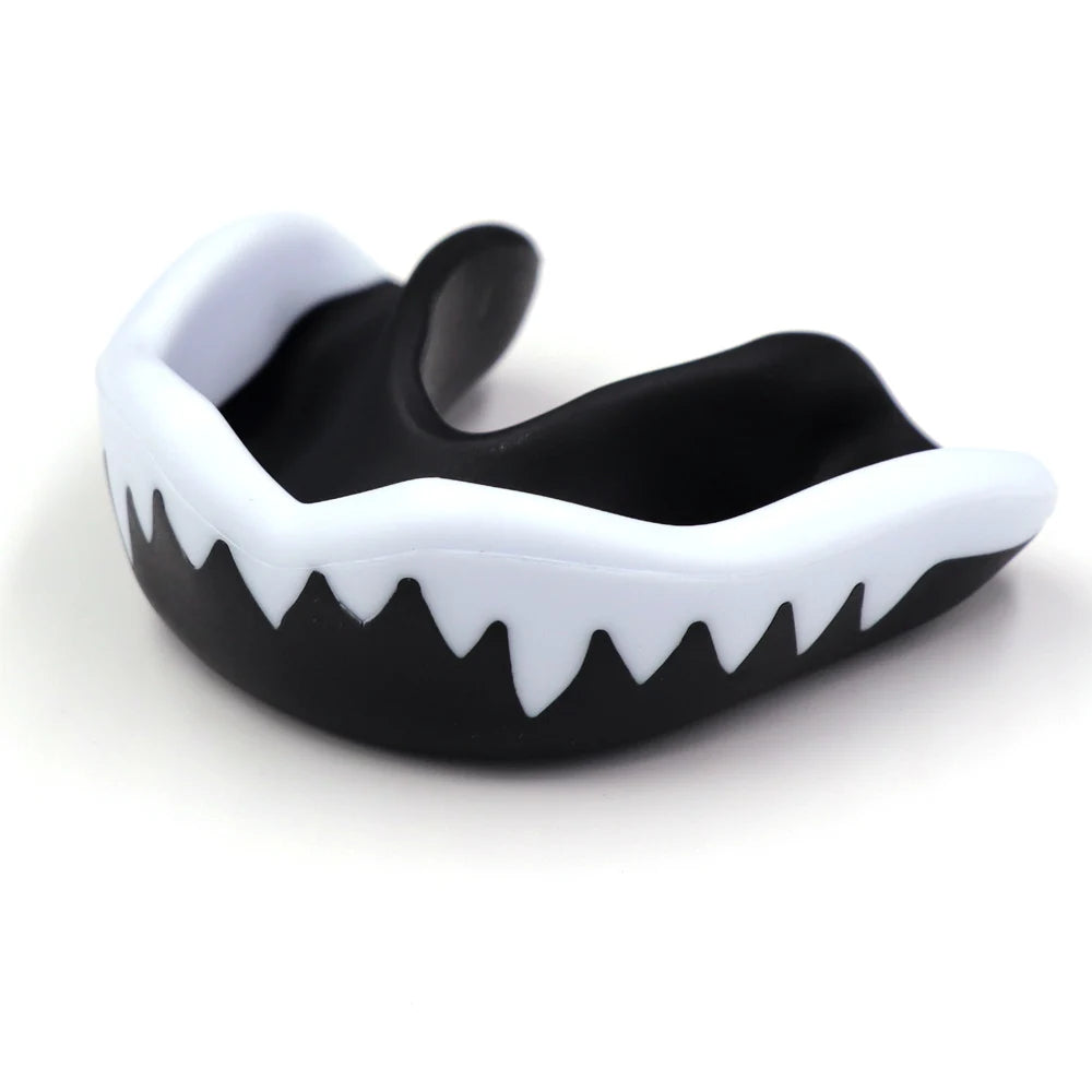 Boxing MMA Wrestling Mouth Guard, Football Rugby Sports Gum Shield, Slim Fit Design for Maximum Teeth Protection and Comfort
