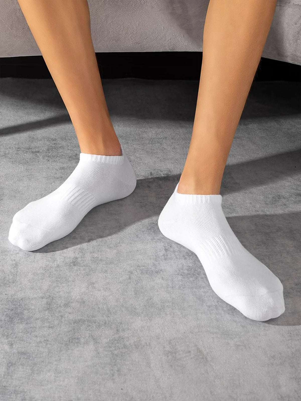 10 Pairs of Men's Sports Socks, White No-Show Socks, Sweat-Absorbent and Breathable, Suitable for Tennis, Badminton, Professional Running, Men's Basketball