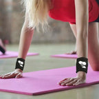 1Pair Cotton Kettlebell Wrist Guard Sweat-absorbing Black Wrist Guard Protector Comfortable 1Pair Protecting the wrist