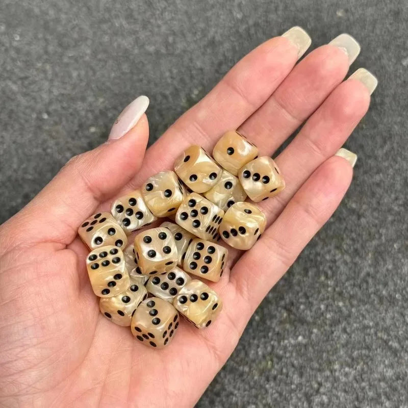 10Pcs/set Cross Border Source of 12mm Dice, Rounded Corners, Pearl Pattern, Shell Color Board Game Accessories