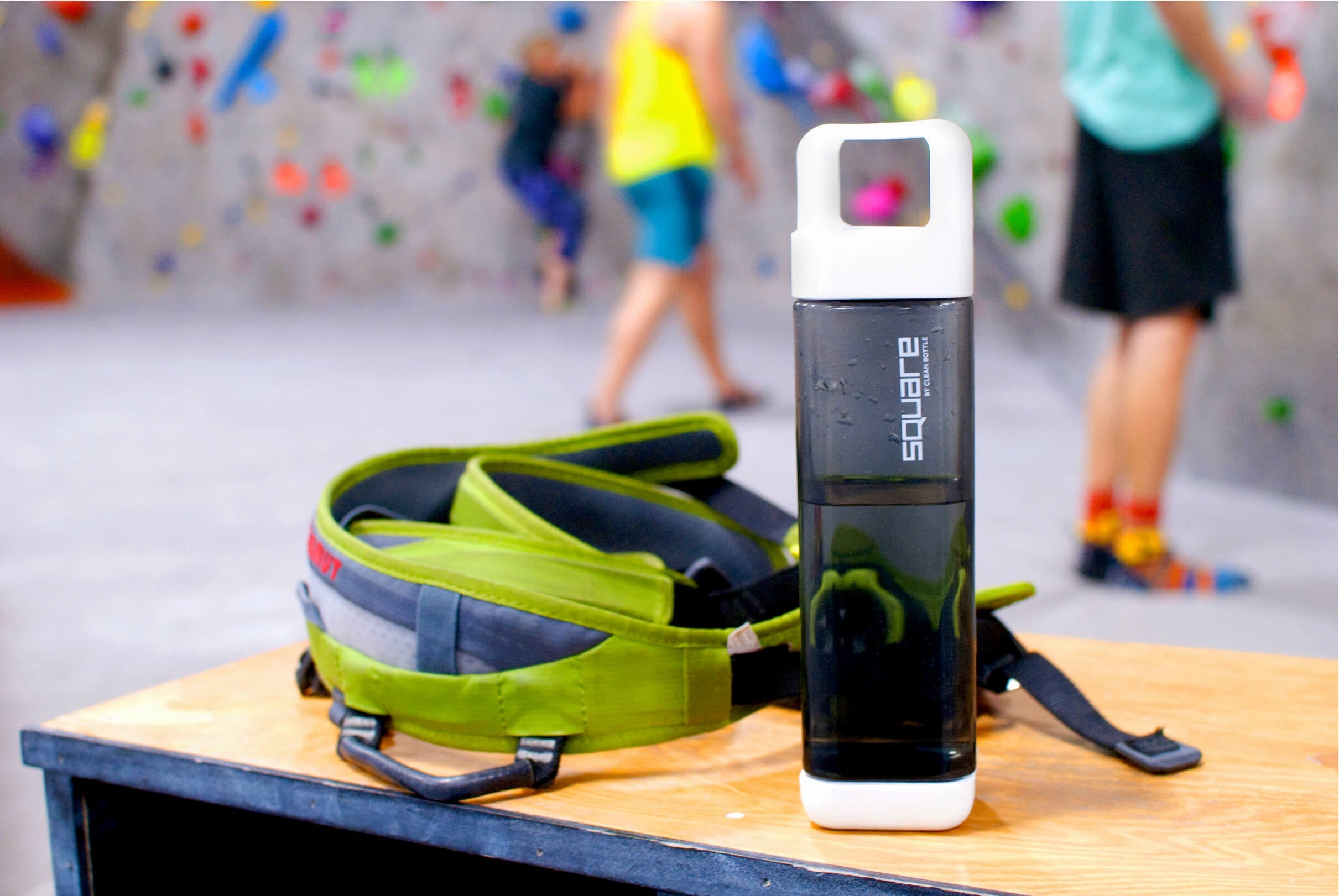 Clean Bottle Square Water Bottle 25oz, BPA-Free Plastic, Clear, Model PSQ-INF-CLEAR, Leak Proof with Carabiner Lid