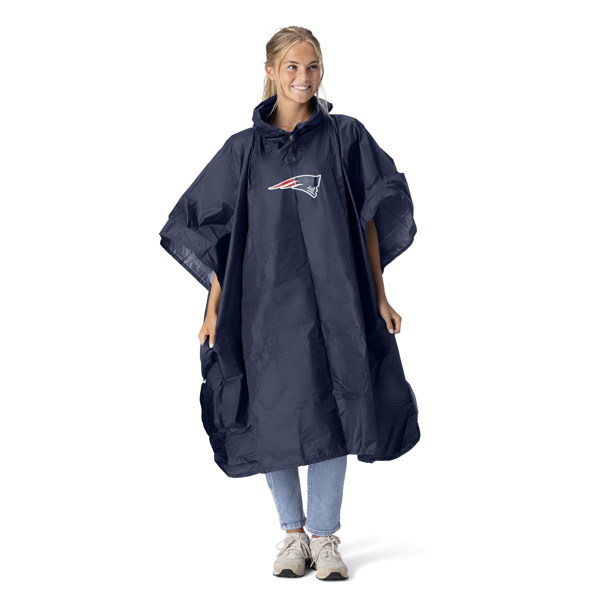 New England Patriots NFL Navy Deluxe Pullover Poncho with Mesh Bag 49x44 inches