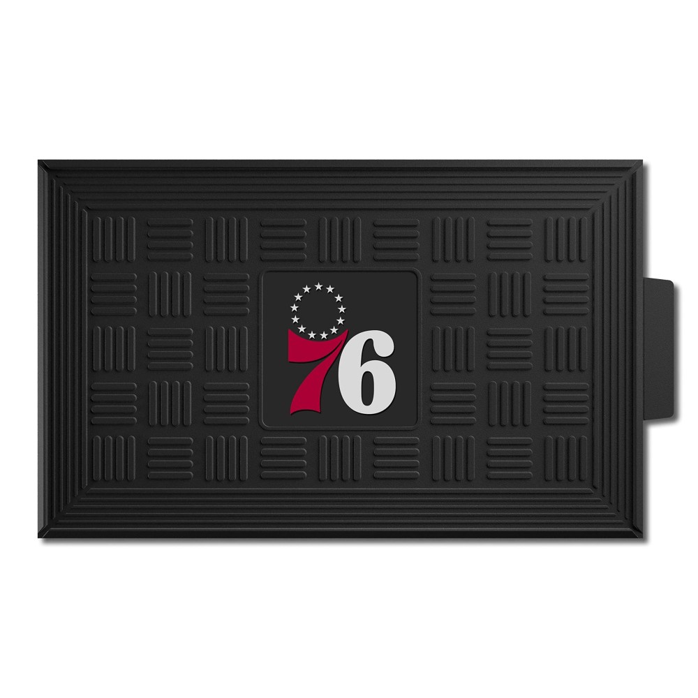 FANMATS 11422 Philadelphia 76ers Heavy Duty Vinyl Medallion Outdoor Door Mat - 19.5in. x 31in.