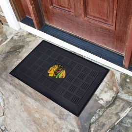 FANMATS 11466 Chicago Blackhawks Heavy Duty Vinyl Medallion Outdoor Door Mat - 19.5in. x 31in.