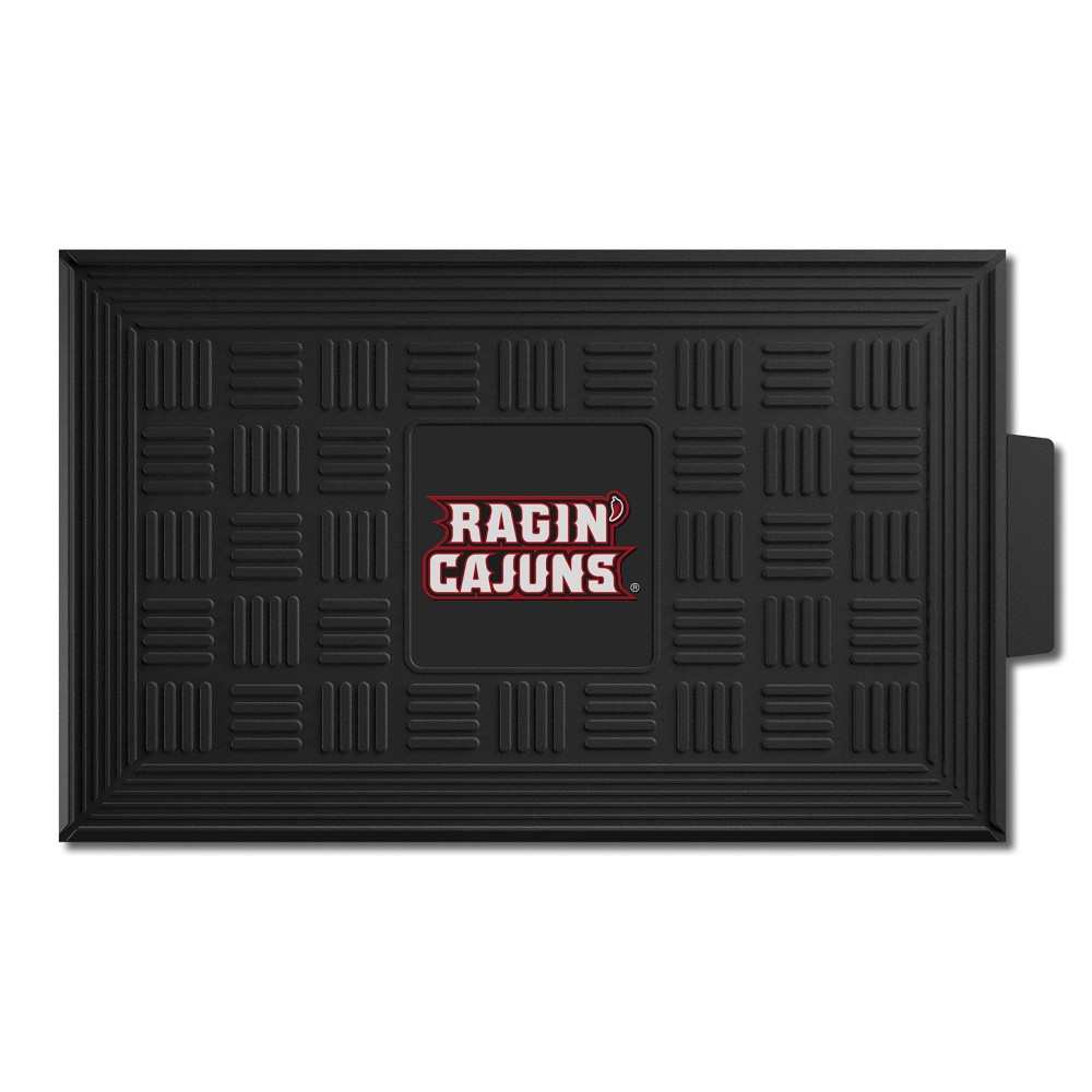 FANMATS 16954 Louisiana-Lafayette Ragin' Cajuns Heavy Duty Vinyl Medallion Outdoor Door Mat - 19.5in. x 31in.