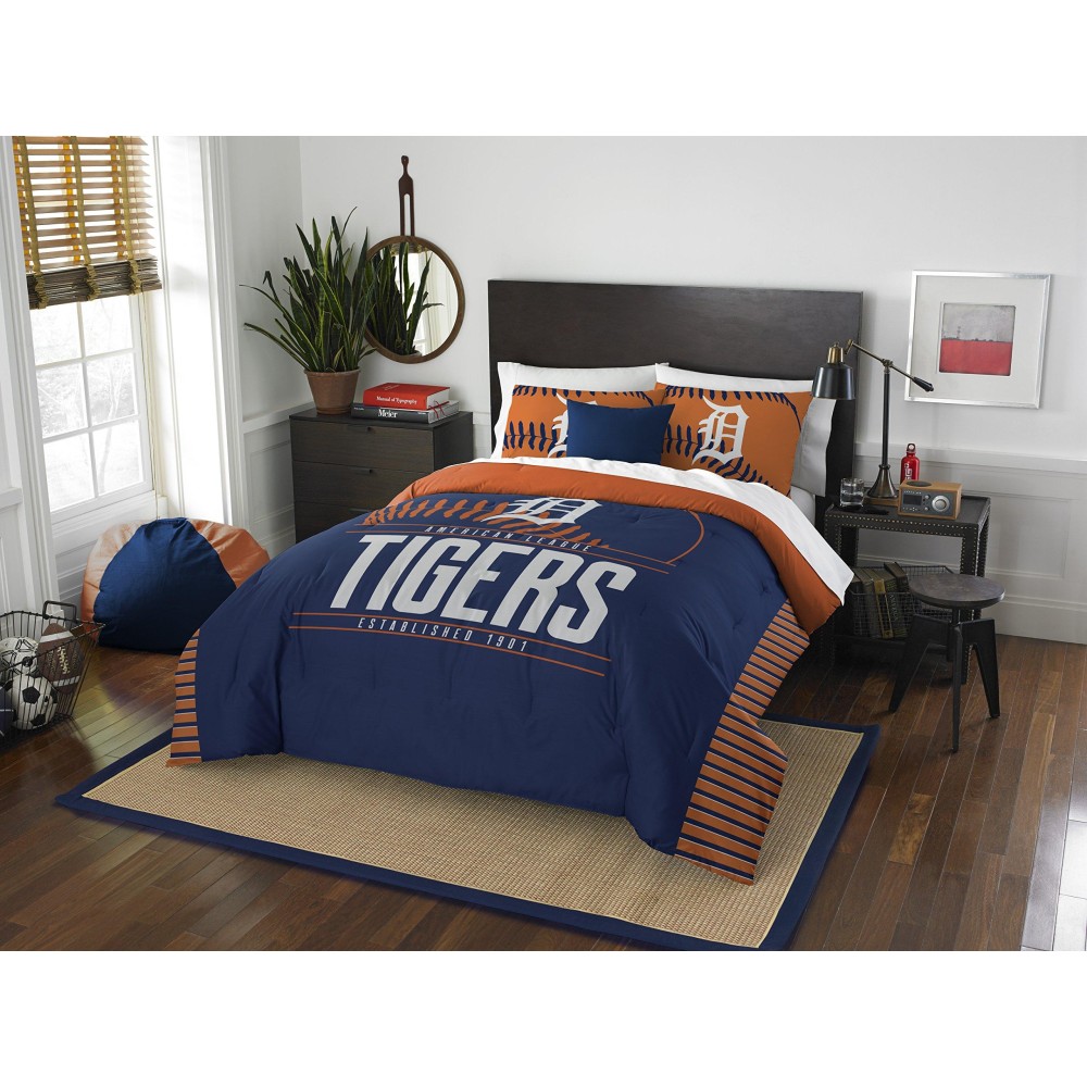 Officially Licensed MLB Detroit Tigers Grandslam Full/Queen Comforter and 2 Sham Set