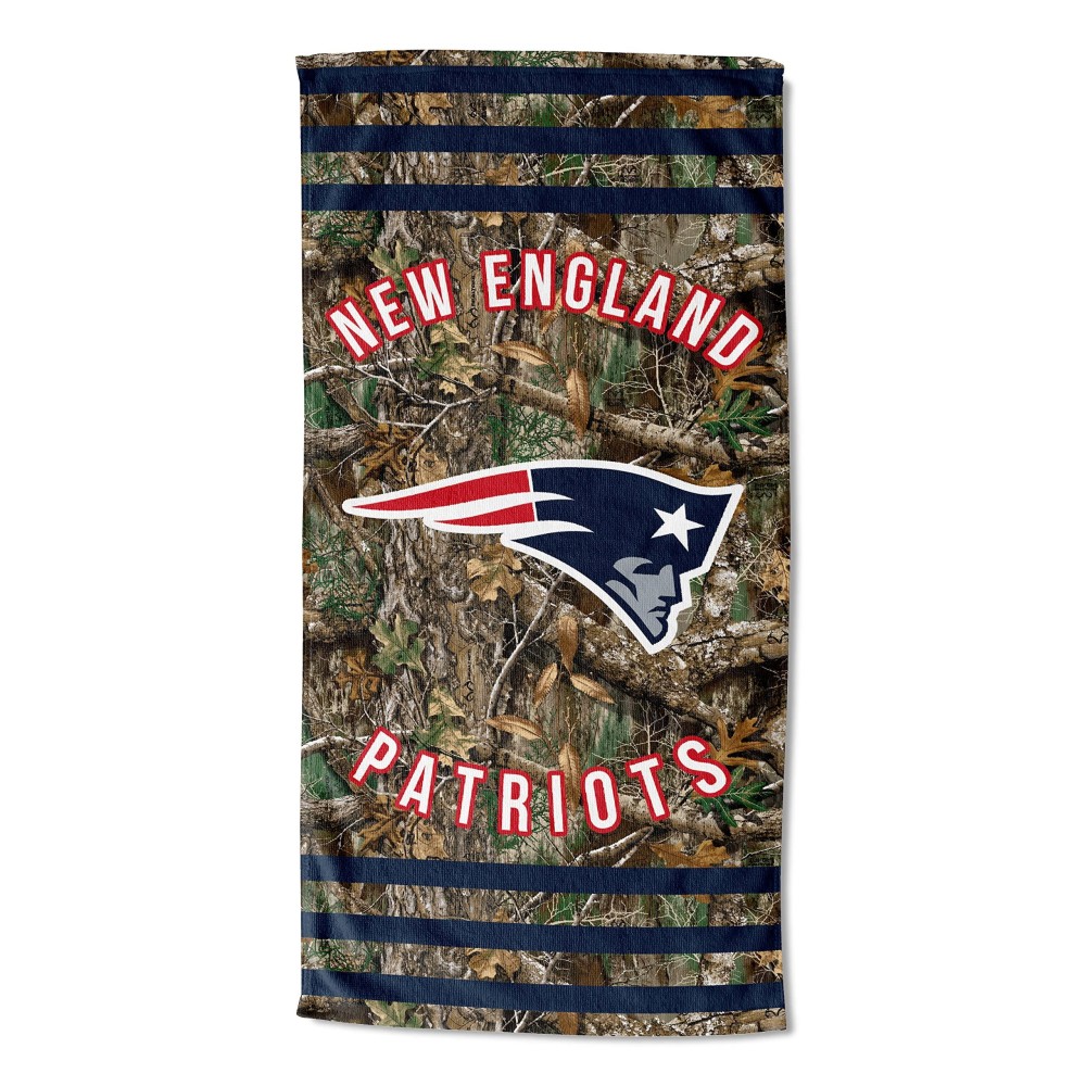 Northwest Nfl New England Patriots Unisex-Adult Beach Towel, 30 X 60, Realtree Stripes