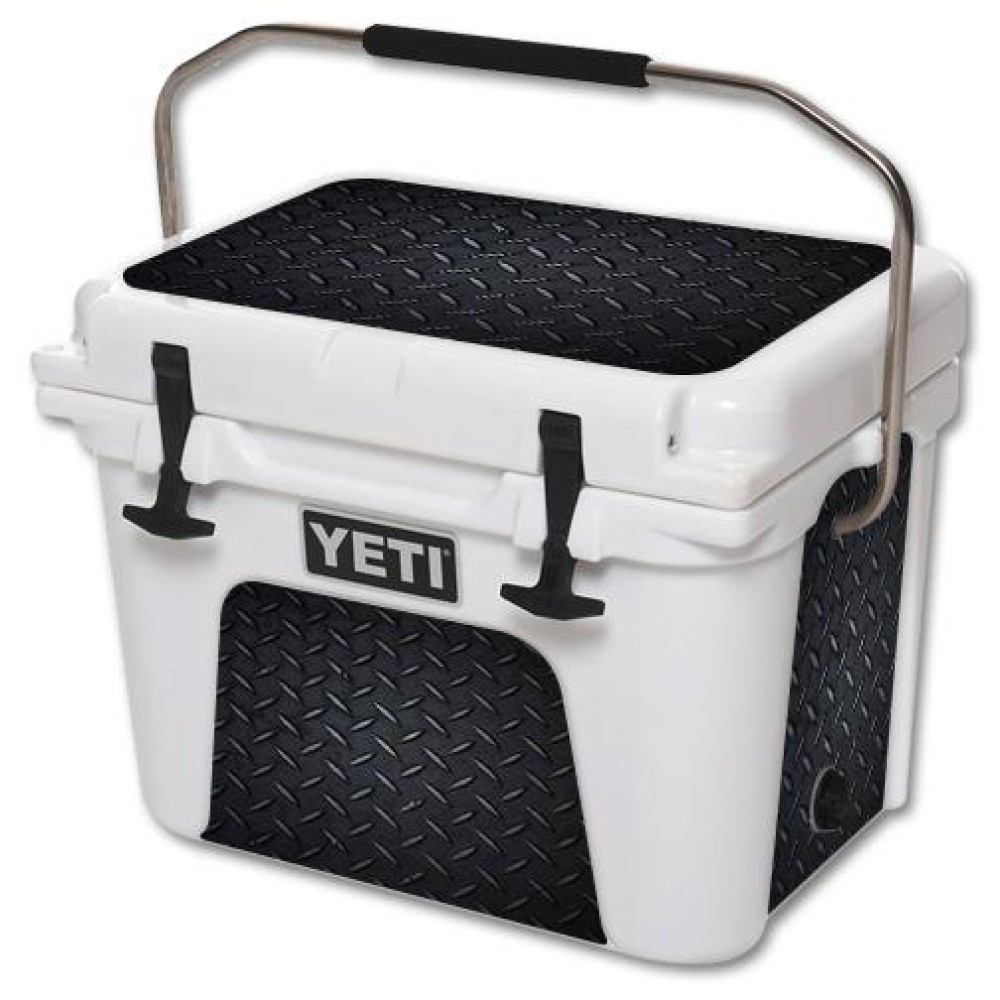 MightySkins YEROAD20-Blk Diamond Plt Skin for 20 qt. Yeti Roadie Cooler Black Diamond Plate