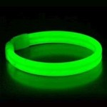 Wide Glow Stick 8 Inch Bracelet Green Pack of 25